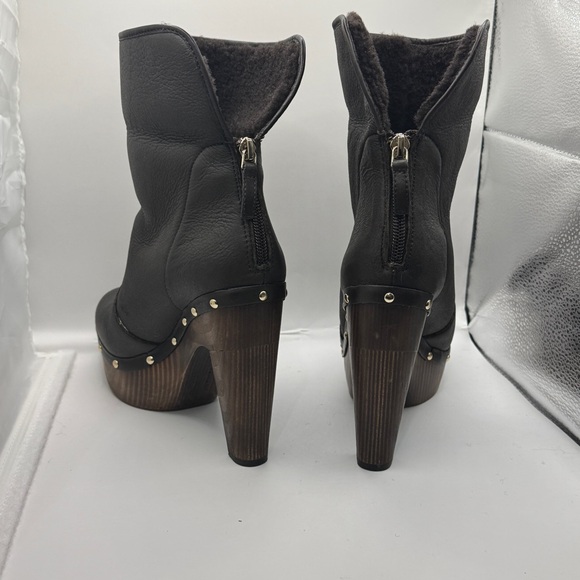 Eli Tahari Black Leather Shearling-Lined Convertible Platform Ankle Boots 37 - Picture 14 of 17